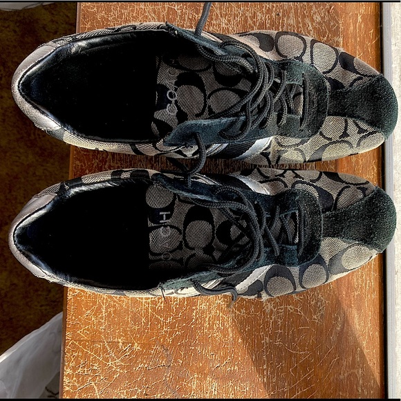 Coach Jayme Signature Sneakers - Picture 8 of 9